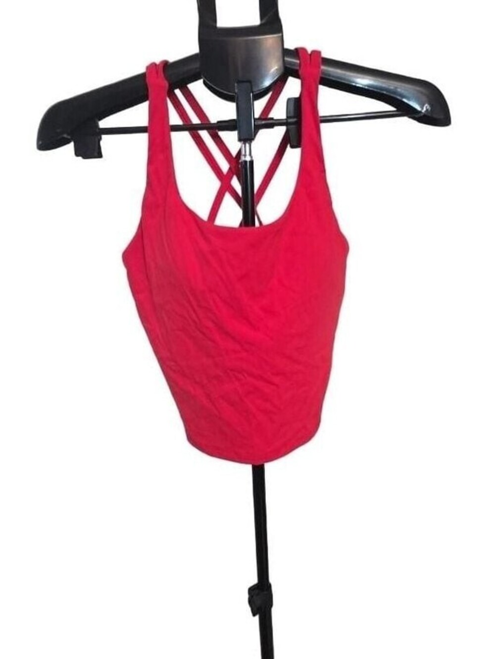 HeyNuts Red Crisscross Back Athletic Crop Tank Top Sports Bra Size M